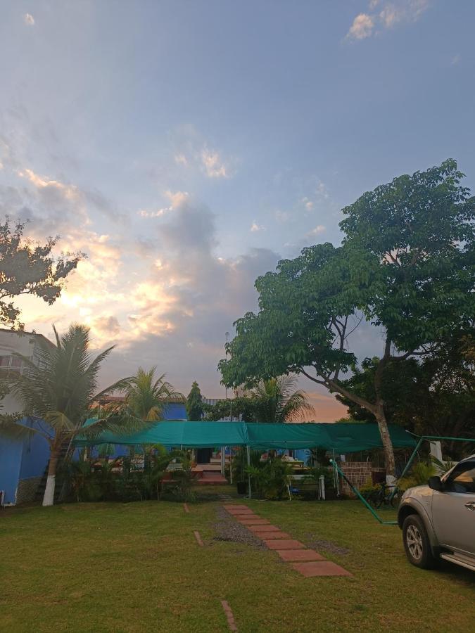 Lo De Reyes Monterrico Y Sipacate Hotel Las Quechas Luaran gambar