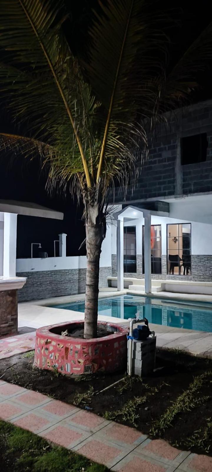 Lo De Reyes Monterrico Y Sipacate Hotel Las Quechas Luaran gambar