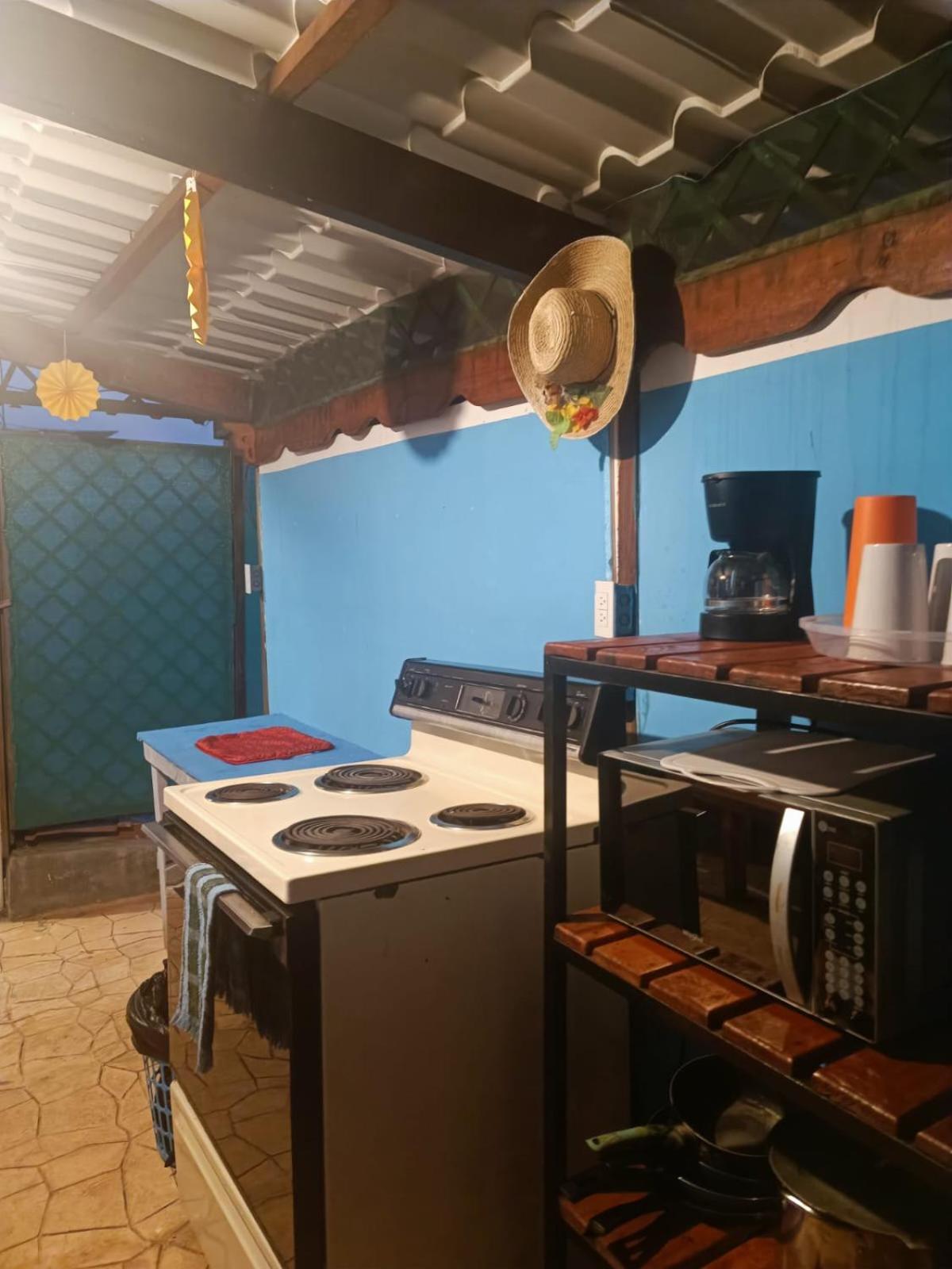 Lo De Reyes Monterrico Y Sipacate Hotel Las Quechas Luaran gambar